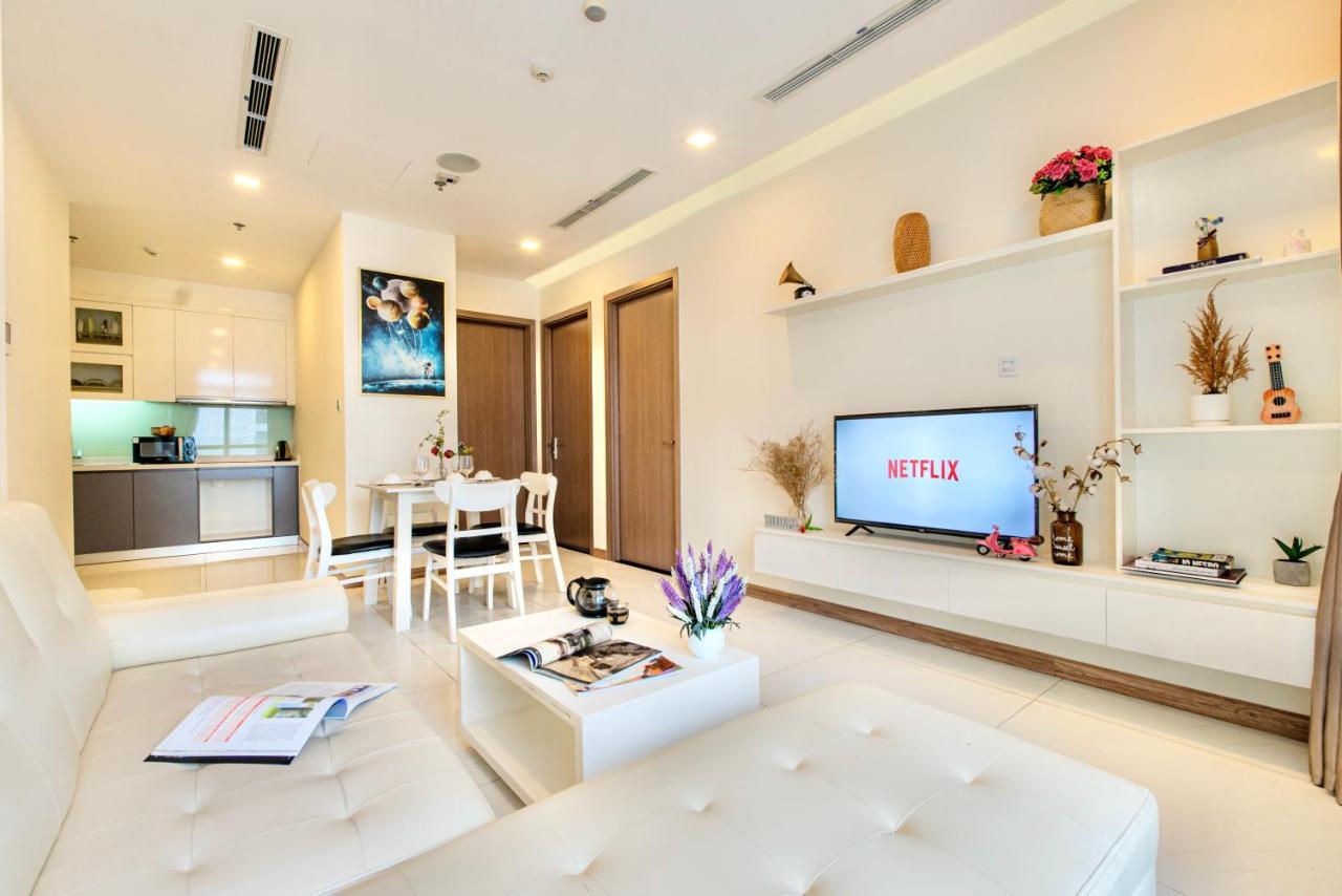 Mott Haven Apart - Vinhomes Central Park, Landmark 81 Area & Ice Rink 호치민 외부 사진