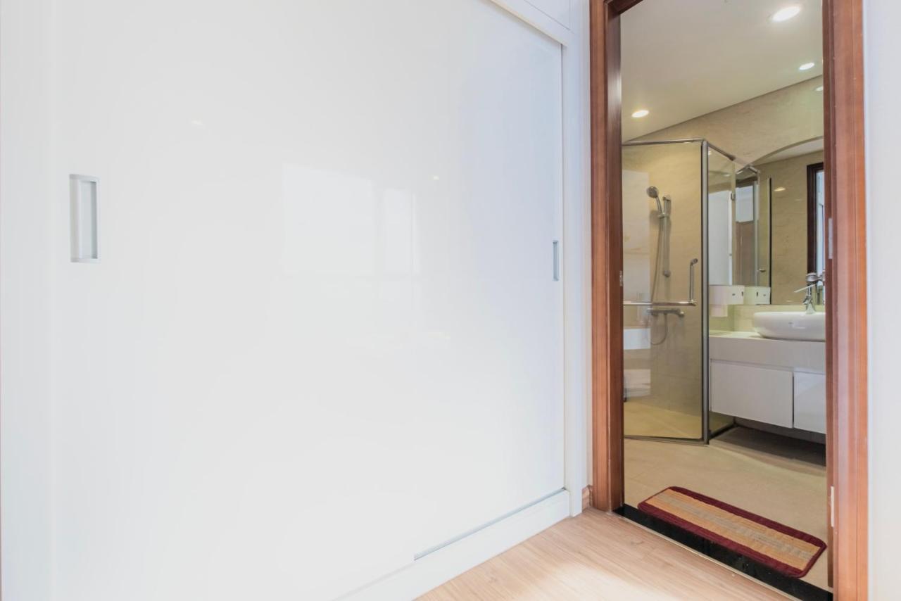 Mott Haven Apart - Vinhomes Central Park, Landmark 81 Area & Ice Rink 호치민 외부 사진