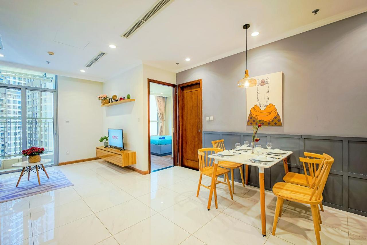 Mott Haven Apart - Vinhomes Central Park, Landmark 81 Area & Ice Rink 호치민 외부 사진