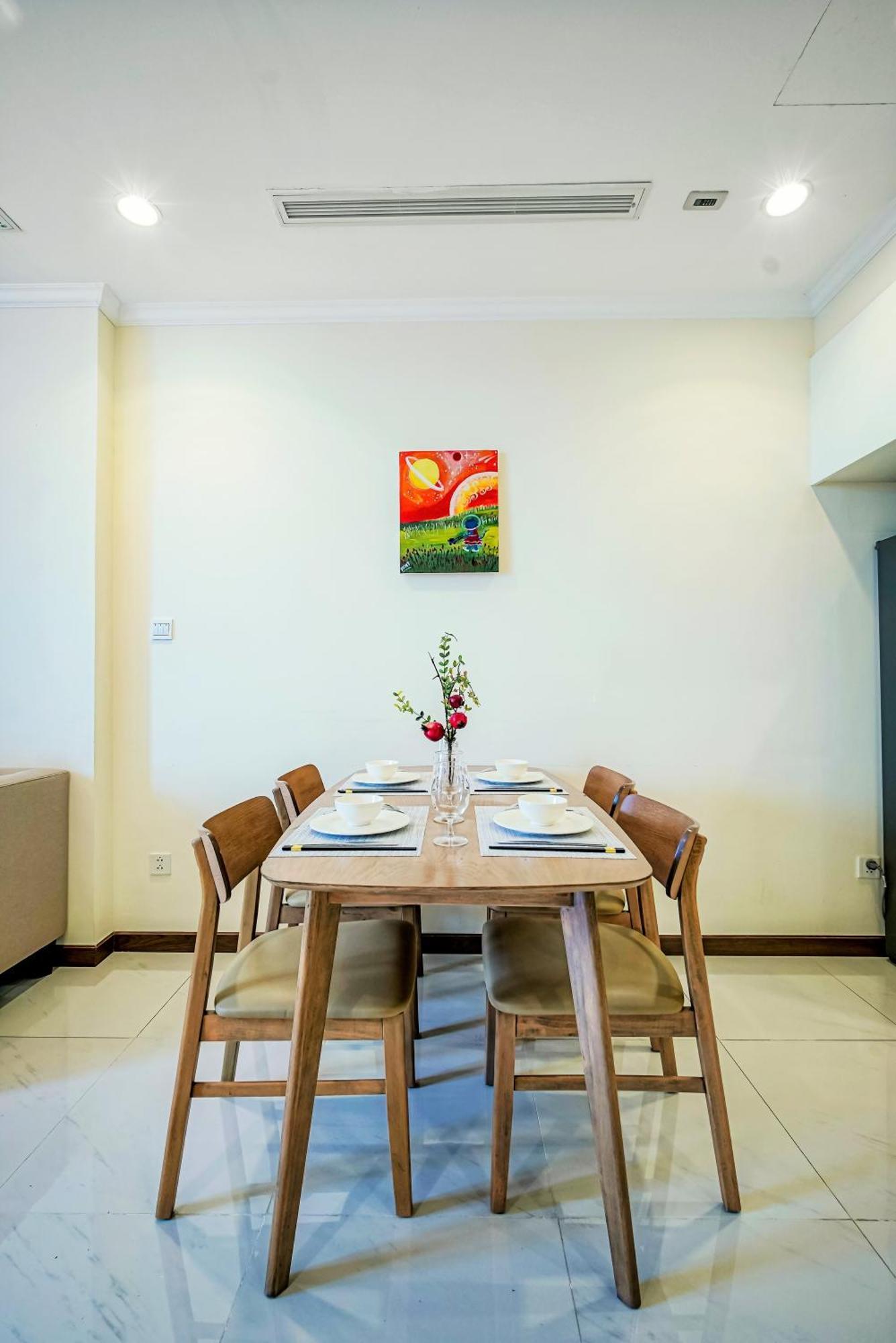 Mott Haven Apart - Vinhomes Central Park, Landmark 81 Area & Ice Rink 호치민 외부 사진