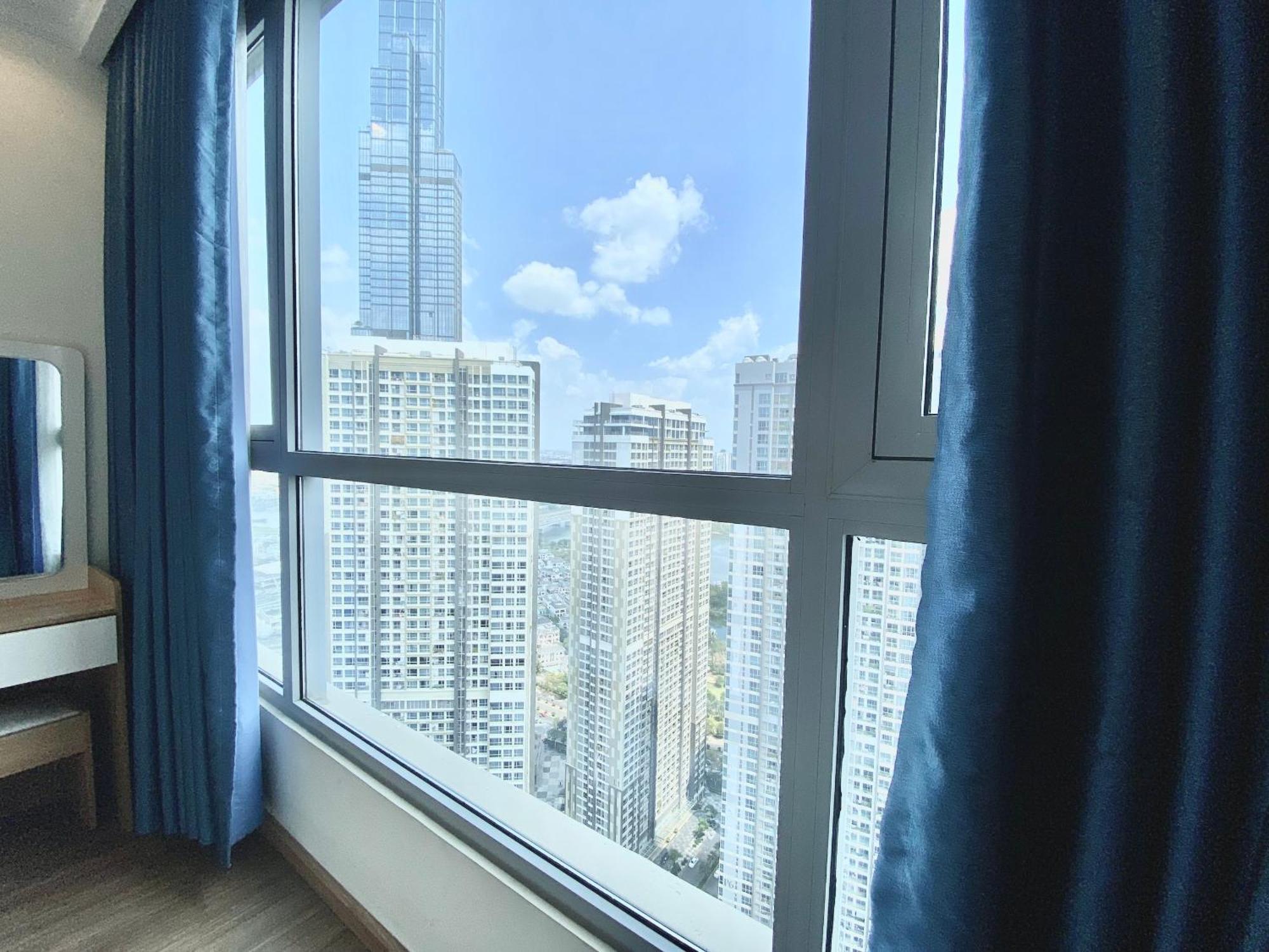 Mott Haven Apart - Vinhomes Central Park, Landmark 81 Area & Ice Rink 호치민 외부 사진