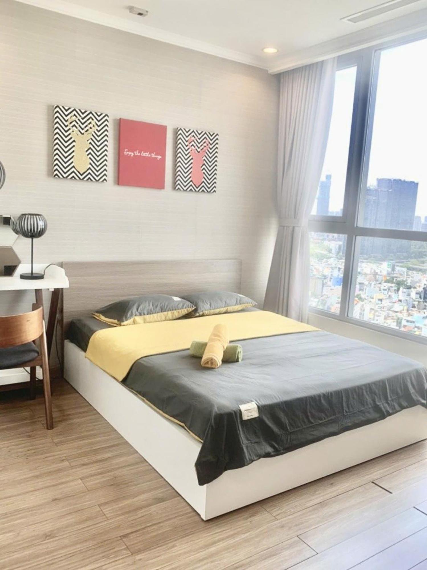 Mott Haven Apart - Vinhomes Central Park, Landmark 81 Area & Ice Rink 호치민 외부 사진